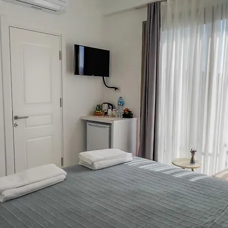 Emel Hanim Butik Otel&restoran 乌尔拉