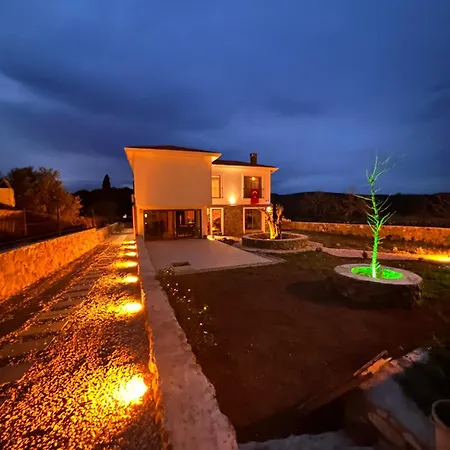 Szálloda Emel Hanim Butik Otel&restoran *