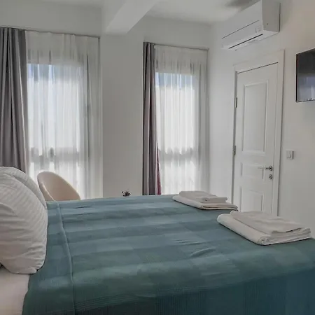 Emel Hanım Butik Otel&restoran *